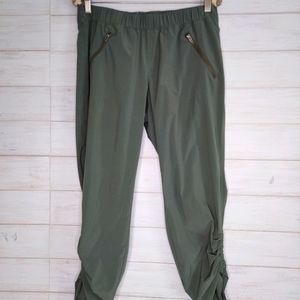 Athleta Aspire Ankle Pants Zip Pockets Green